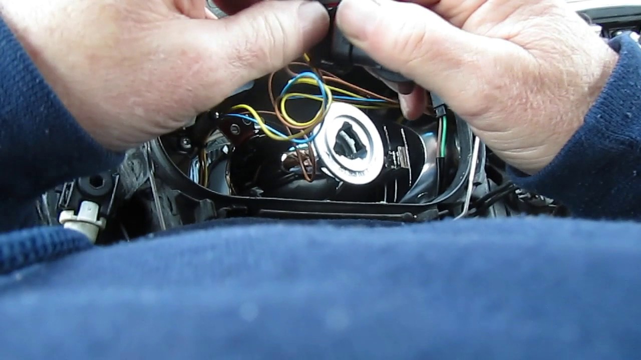 Volvo 2007 S40 ,With one headlight, Volvo headlight bulb change YouTube