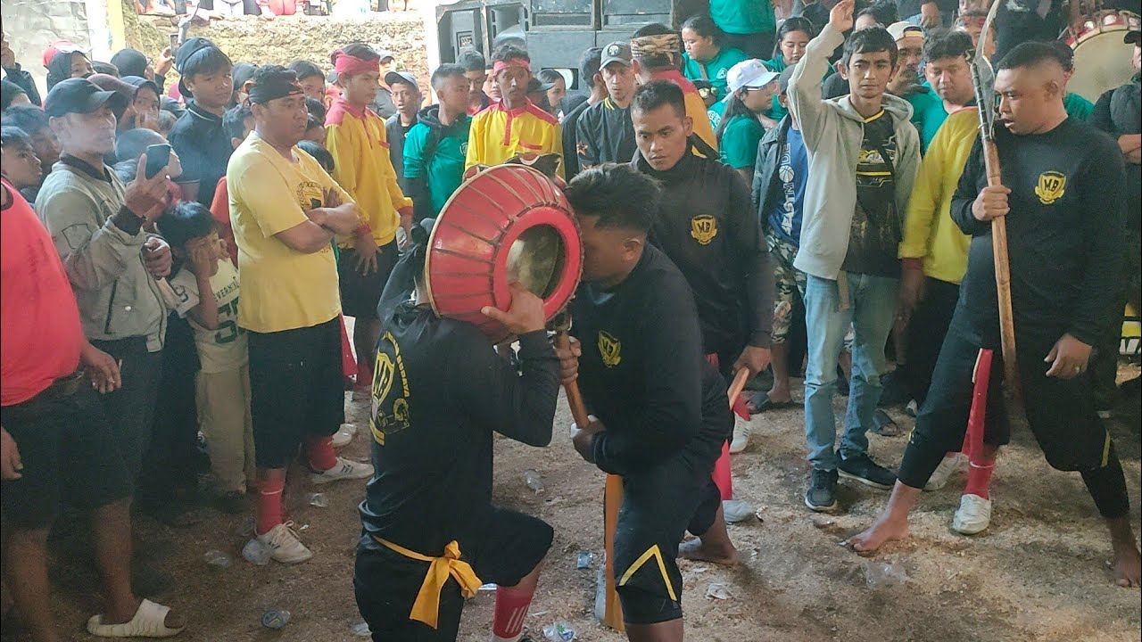 Lulumpingan Seru Banget Terbaru! Seni Benjang Mekar Budaya - Cipicung 