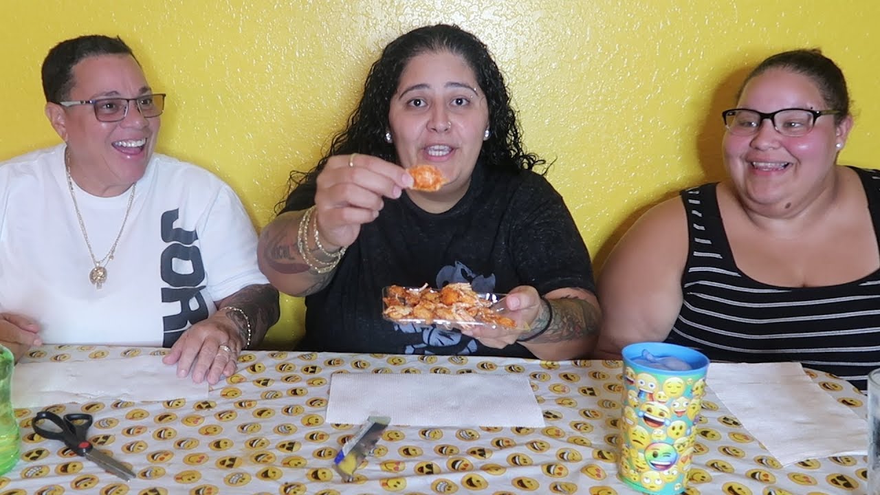 TASTING JAPANESE MINI DRIED CRABS CHIPS SNACK YouTube