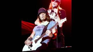 Puddle Of Mudd - Lockport, NY  Full Concert 7/23/11 - Bootleg