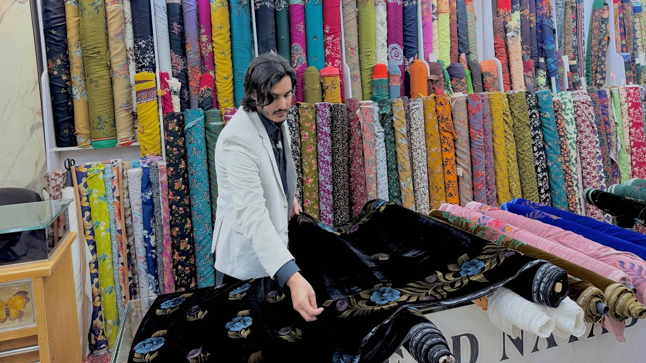 Shadeed nayab 2025 velvet hand painted 3 pc phoniex high quality