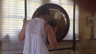 Paiste - Planet Gong - Nibiru E2 (Played with M5 Mallet)