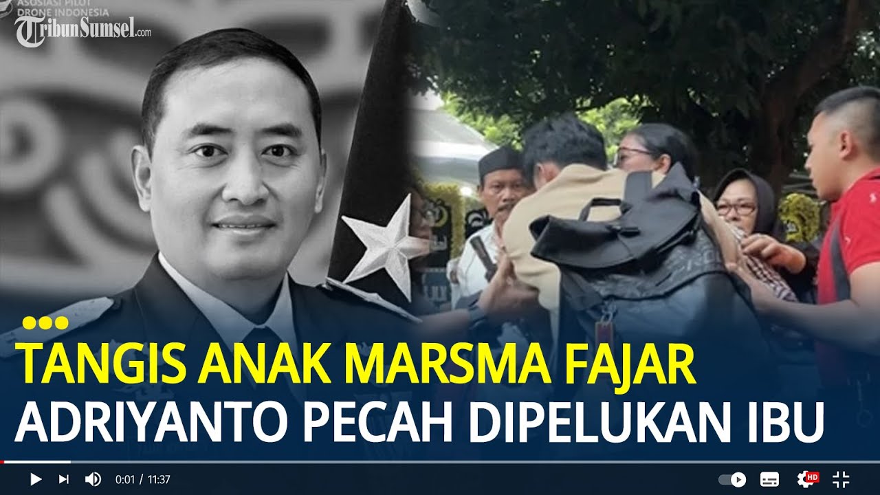 Tangis Anak Marsma Fajar Adriyanto Pecah Dipelukan Ibu Saat Tiba di Rumah Duka