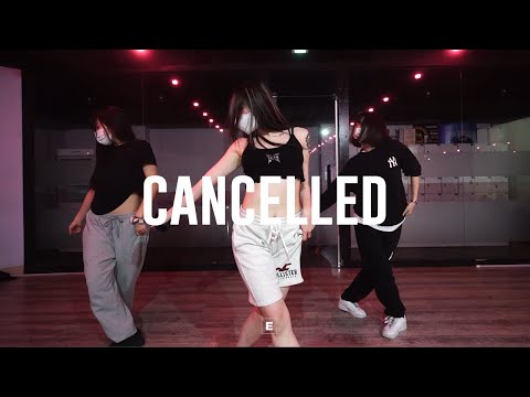 Kiana <strong>Ledé</strong> - Cancelled Choreography YELLZ