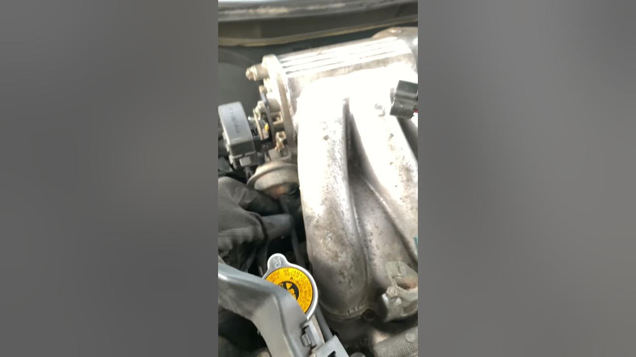 1998 Lexus ES300 Intake plenum Gaskets change YouTube