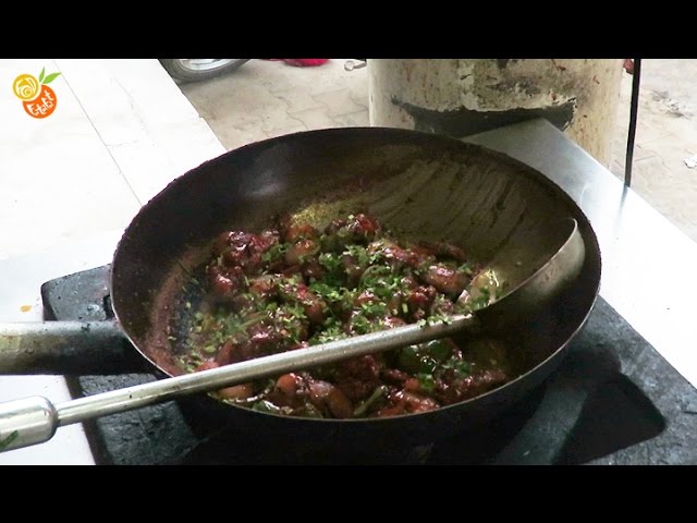 Dhaba Style Dry Chilly Chicken - Street Food India - Indian Street Food 2017 | Food Fatafat