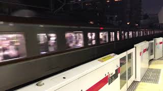 東京メトロ10000系綱島駅通過