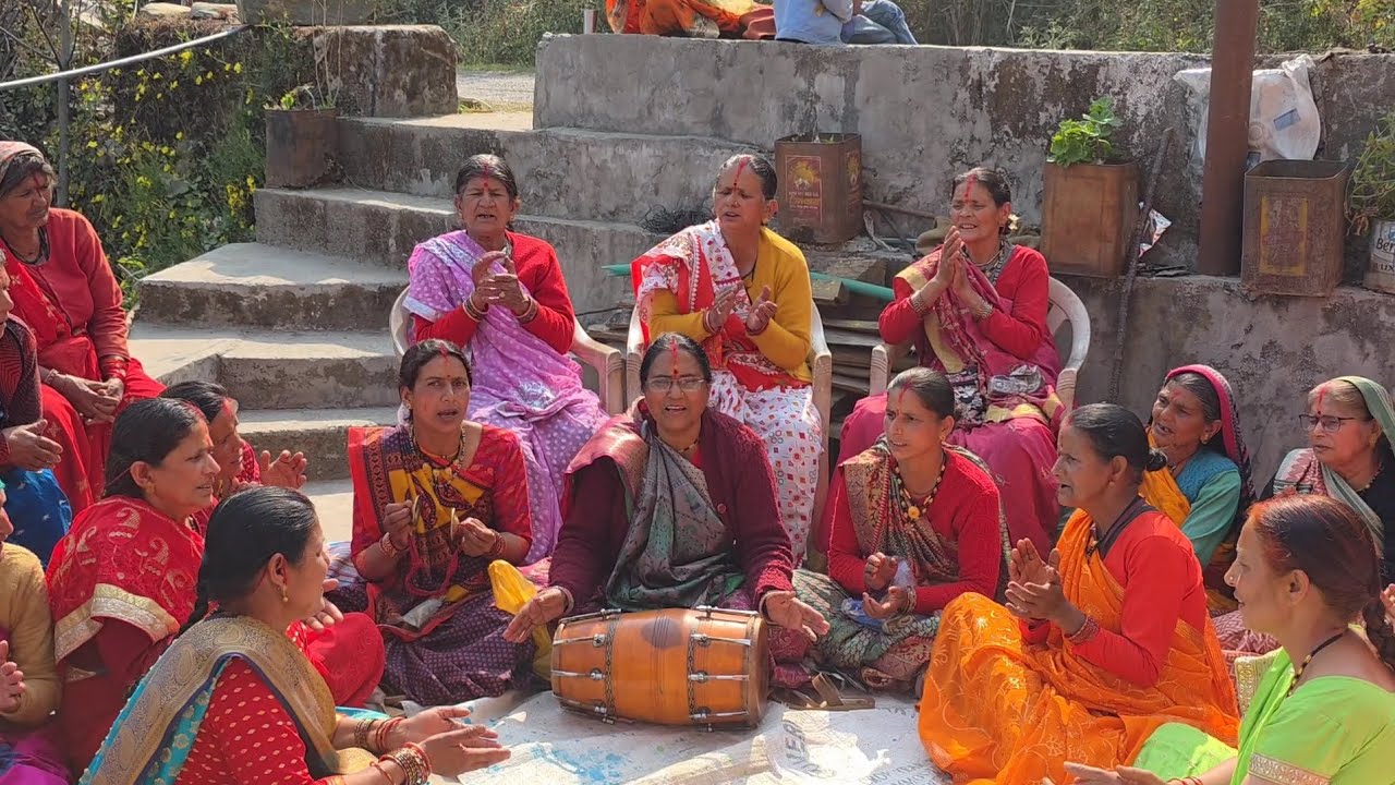 होली के दिन || Hui Subscriber Se Mulakat || Pahadi lifestyle #holi #holispecial #subscriber 