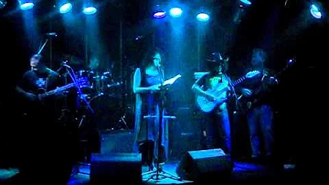 call me Blondie cover by Isabel Caballero