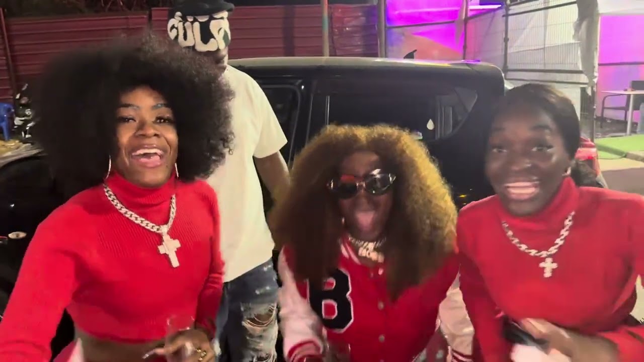 Sobre o Aniversário da Bailarina Mexe Tudo