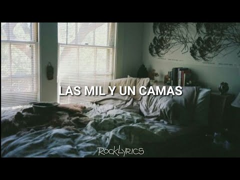 Watch the video for Las Mil Y Un Camas