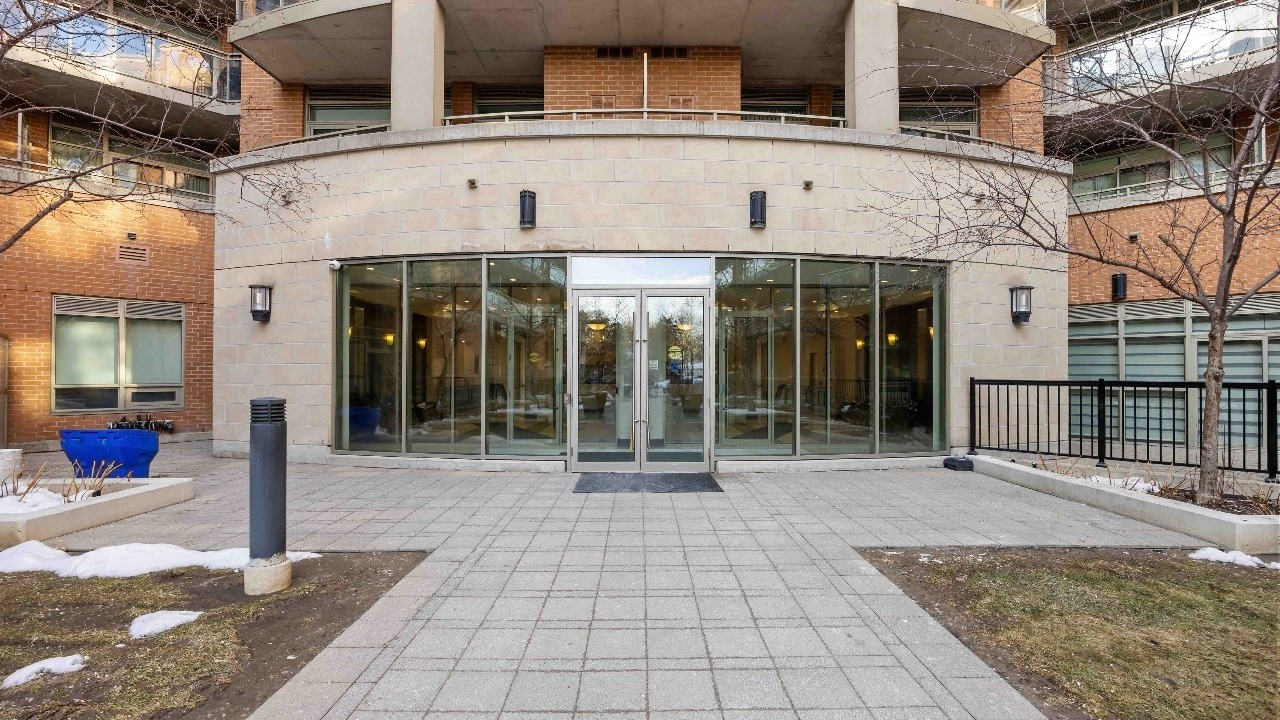 281 Woodbridge Avenue, Unit 242, Woodbridge, ON