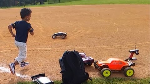 BU 10: Samford and Son Bash HPI Flux HP vs Traxxas Rustler
