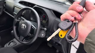 видео: Toyota Vitz 2019г г.Новосибирск картинка: Toyota Vitz 2019г г.Новосибирск