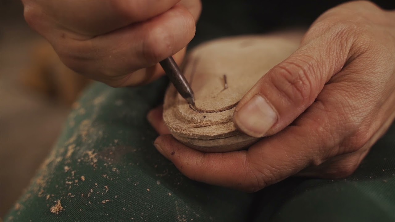Making shoes - Bespoke Shoemaking course
