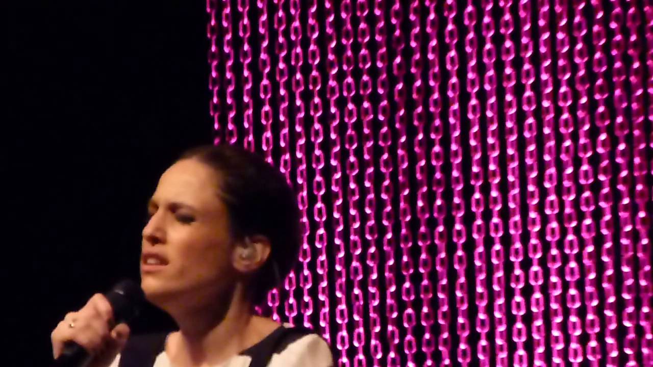 Carminho -'HistoriaLinda(de Carlos Paiao) 13 Dez 2014 Faro