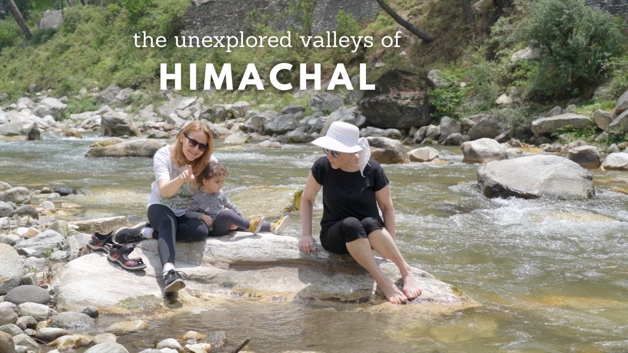 I took my mom to a small village in Himachal, India - Laida village & Tirthan valley