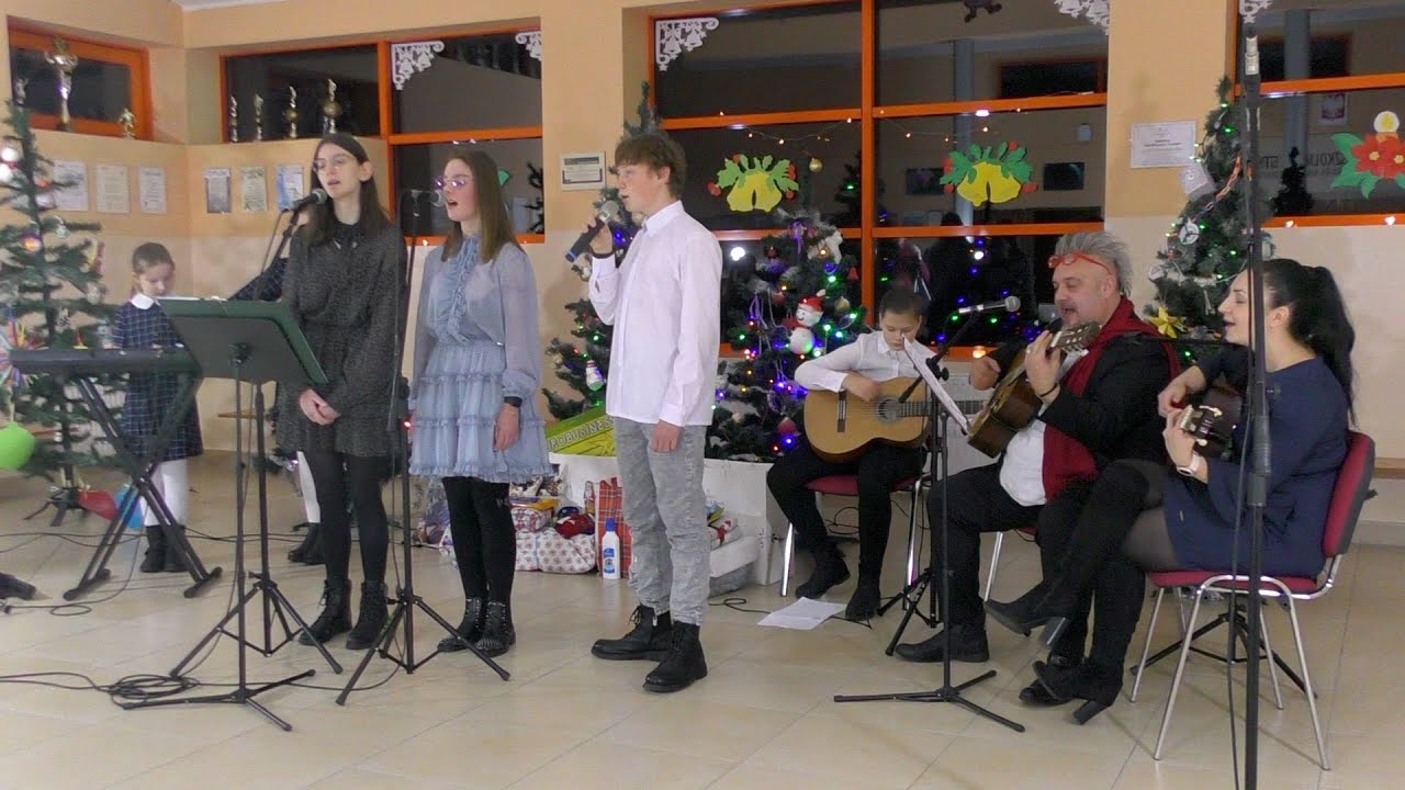 Dziewczynka z zapałkami  Słuchowisko z koncertem ZSP Stróżewo