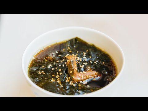 Корейский суп с морской капустой Миёккук Суп Именинников