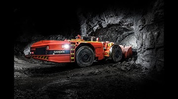 Toro® LH518iB loader with AutoMine®
