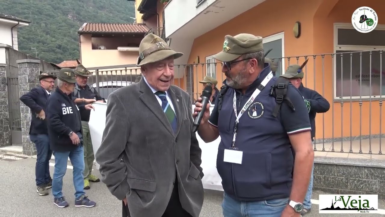 Omegna Sfilata 1° Raggruppamento Alpini