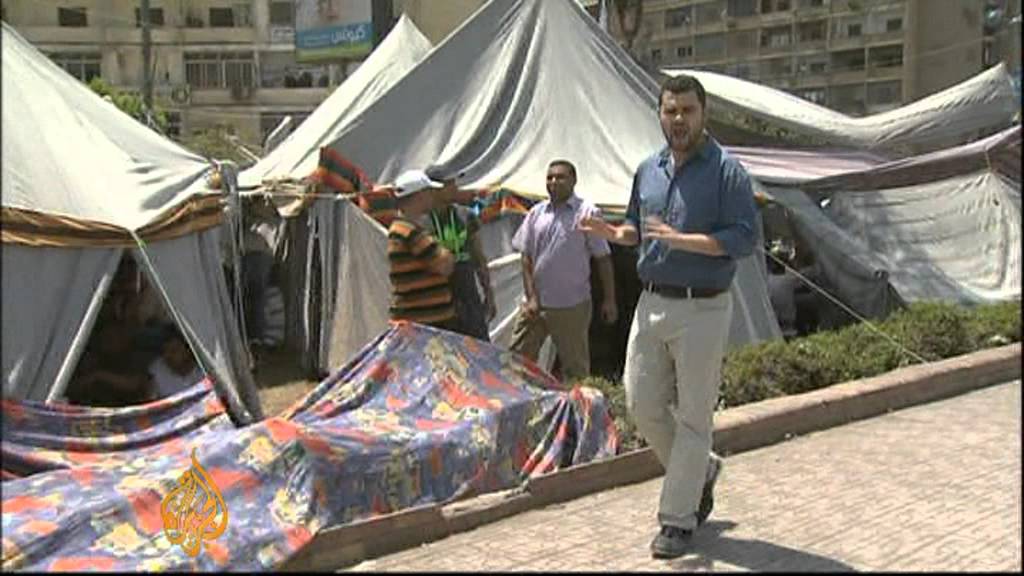مصر على حافة الهاوية قبيل انطلاق مسيرة متنافسة