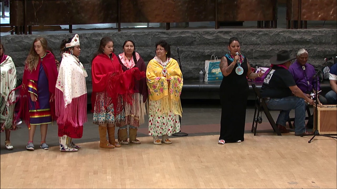 Living Earth Festival 2017 Southern Ute Bear Dancers Youtube