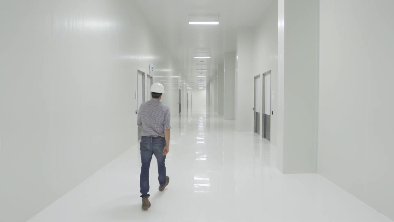 Cannara Biotech - First Visit Video # 2 - Flowering Rooms - (eng)