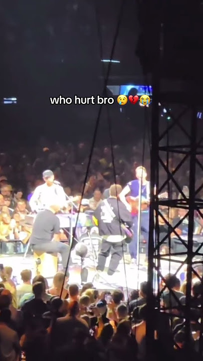 who hurt bro 😭 #coldplay #sparks #sparkslive #coldplayconcert #coldplaydenver #chrismartin #denver