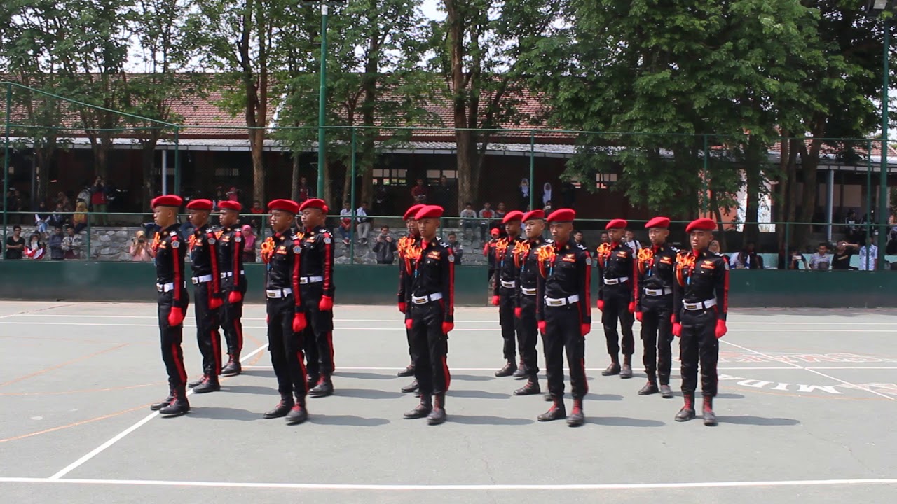 DEMONSTRASI LKBB KOBAR API'19 SMAN 1 KARANGREJO TULUNGAGUNG