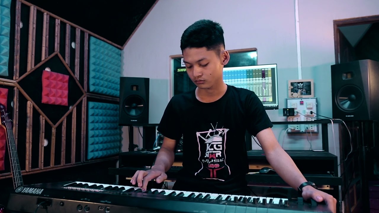 02.U8 16th anniversary band competition (KG Star music band,Pathein East)