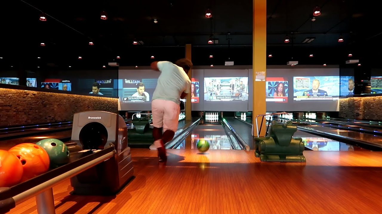 Main Event Bowling At Pointe Orlando YouTube Main Event Bowling At Pointe Orlando YouTube