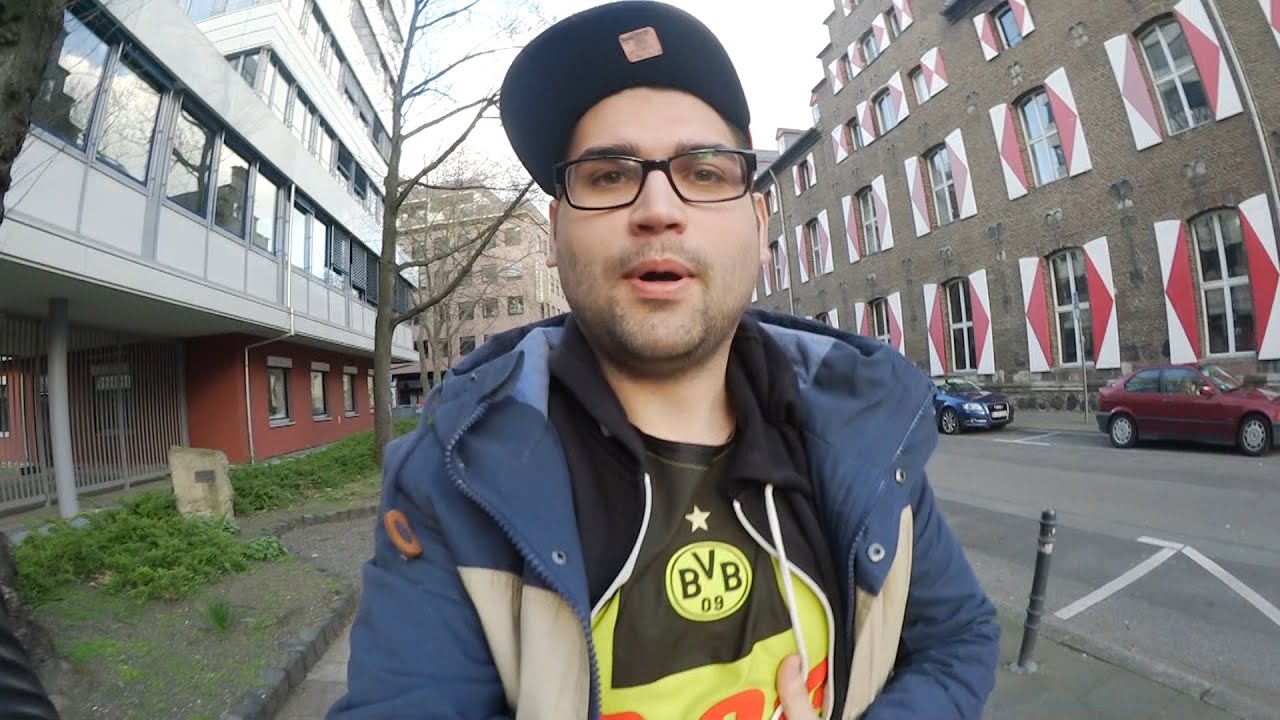 Fussball mit Paluten geschaut und Rewi genervt | Peterle