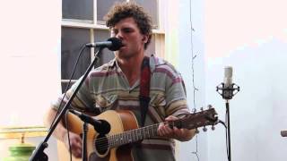 Video thumbnail of "Vance Joy - Play With Fire (Live)"