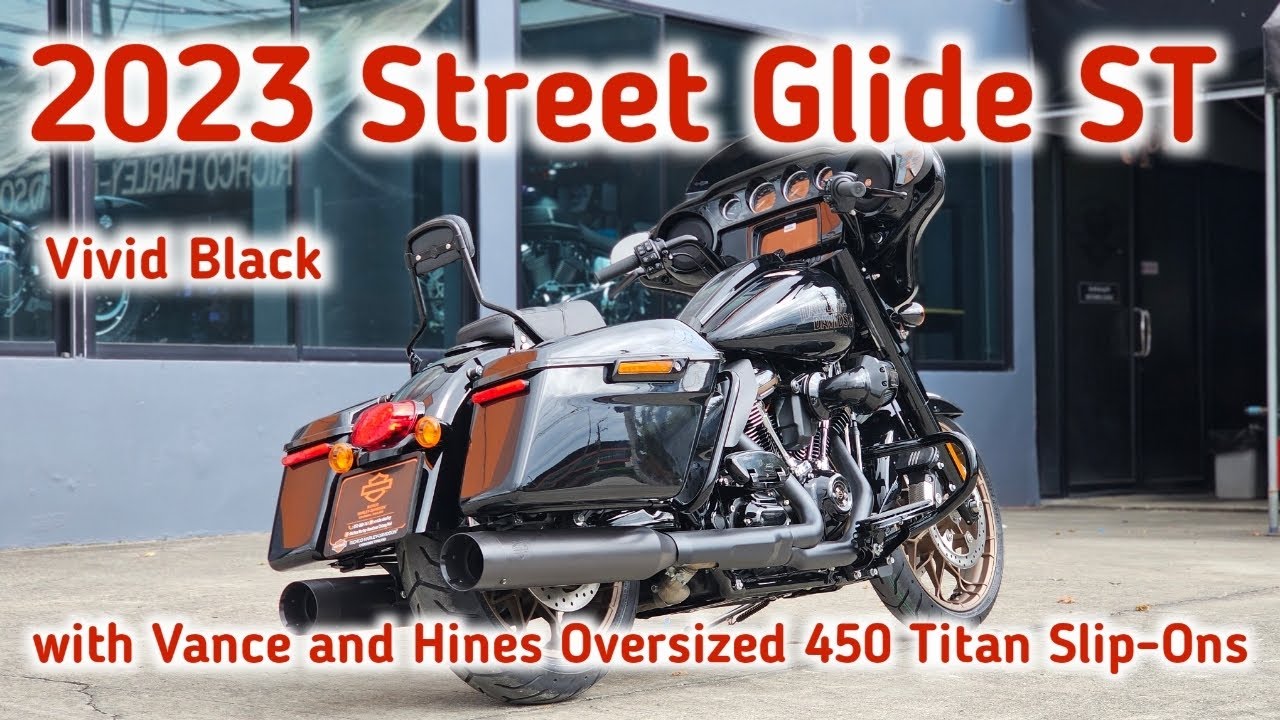 Street Glide ST with V&H Oversized 450 Titan Slip-ons and