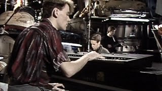 Simple Minds - Waterfront (From Formel Eins) 1984