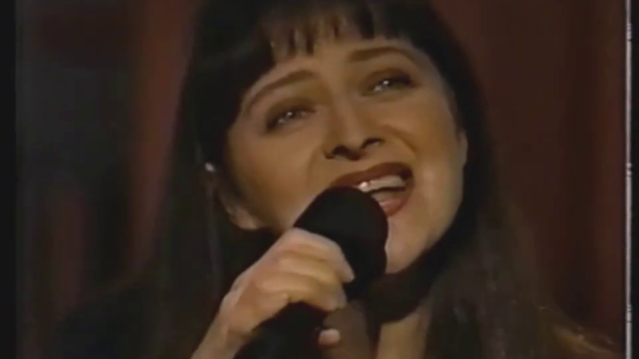 Basia - Half a minute live, 1995 (Regis & Kathie Lee)