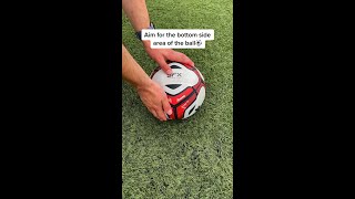 How To Curve The Ball (Shooting Tutorial)⚽️🔥 Resimi