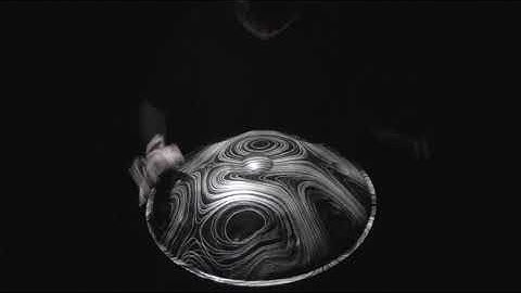 Dancing on the handpan l a sound reactive visual performance with projection mapping