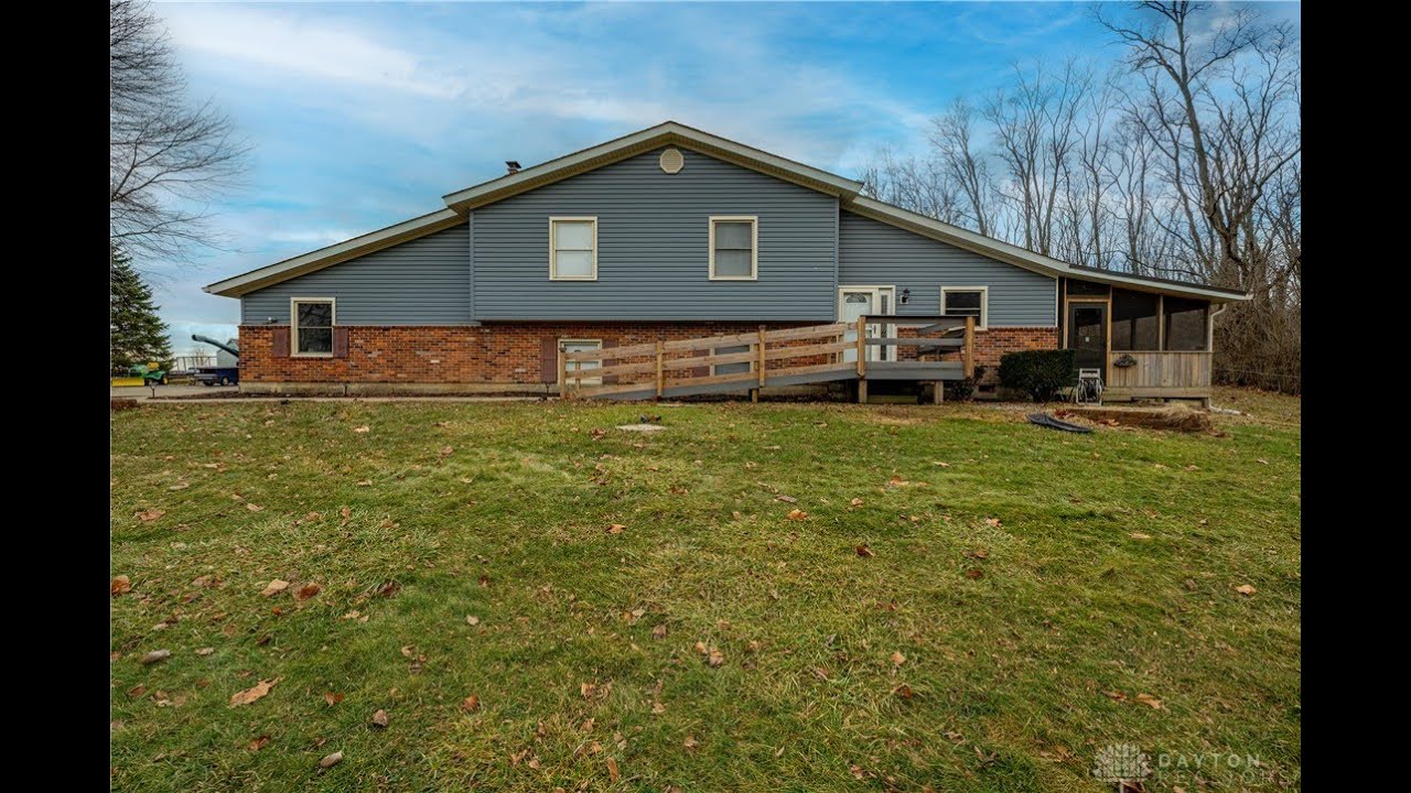 9901 Ballentine Pike, New Carlisle, OH, 45344 Tour - $405,000
