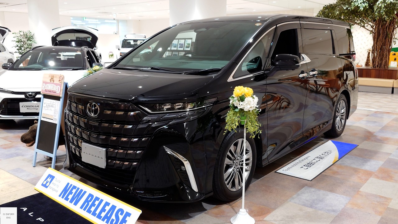 2027 Toyota Alphard Z Hybrid HEV E-Four / In-Depth Walkaround