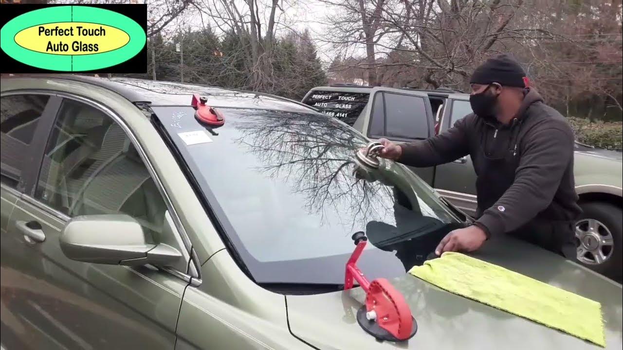2009 Honda CR-V Windshield Replacement - YouTube
