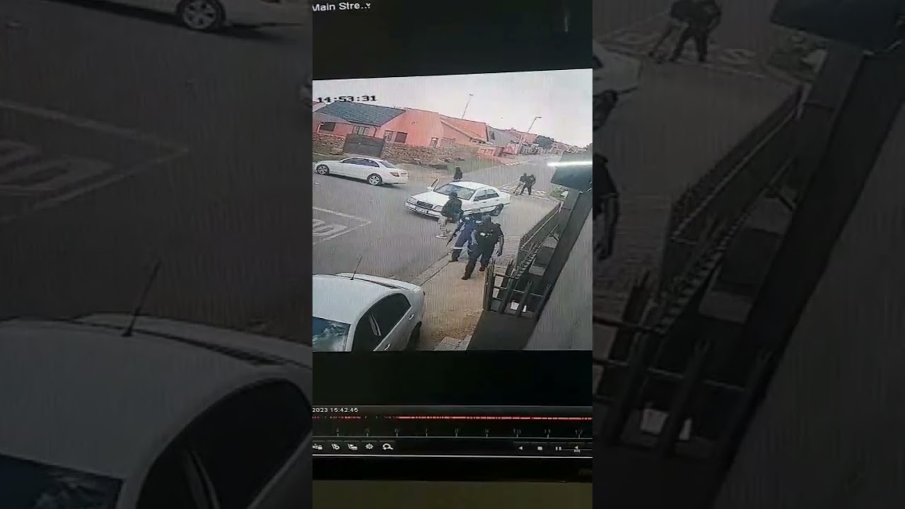 Cash In Transit robbery  caught on camera in Tembisa, Gauteng South Africa.