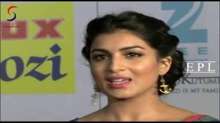 Pallavi Sharda In Colourful Backless Tight Blouse Zee Cine Awards 2014