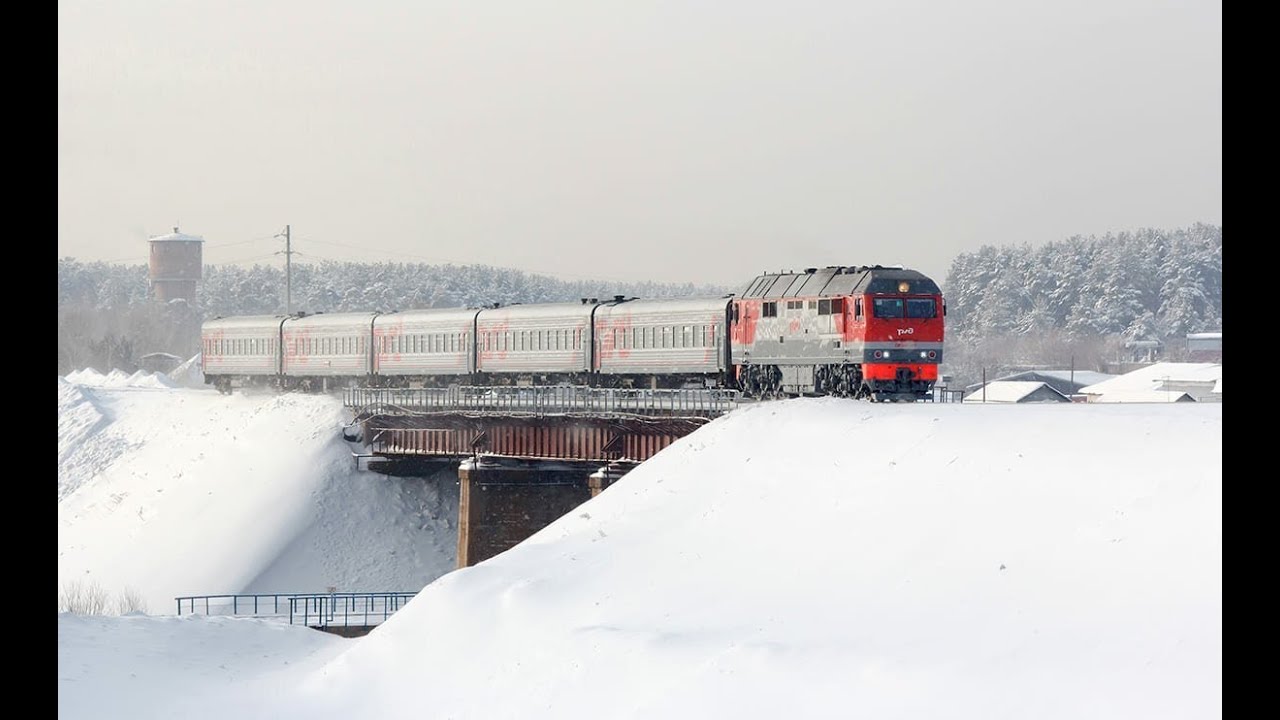 Тэп зимой. Тэп70бс Барнаул. Поезд тэп70. ТЭП 70 Алтайский край. Поезд зимой.