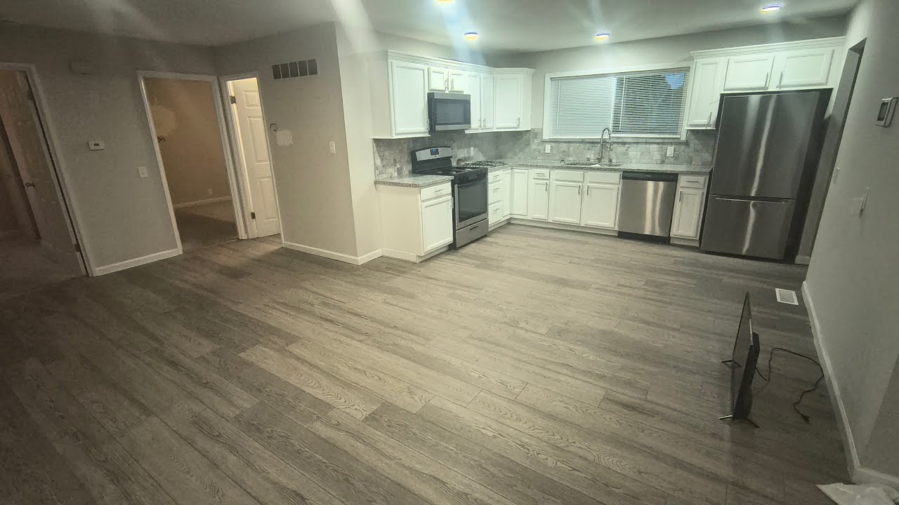 Lease Purchase Opportunity in Florissant 😊 2752 Wintergreen Dr 314-334-1411