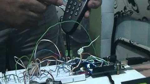 Controle de 2 motores  por infra vermelho