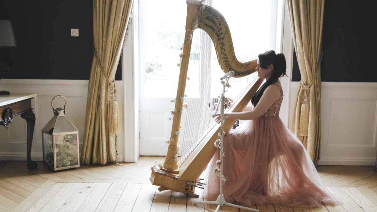 Singing with Strings | Singer/Harpist | Derbyshire