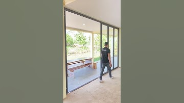 Cửa xếp trượt 6 cánh mở sang 2 bên, giúp tối ưu không gian tốt nhất | KASO Folding Door