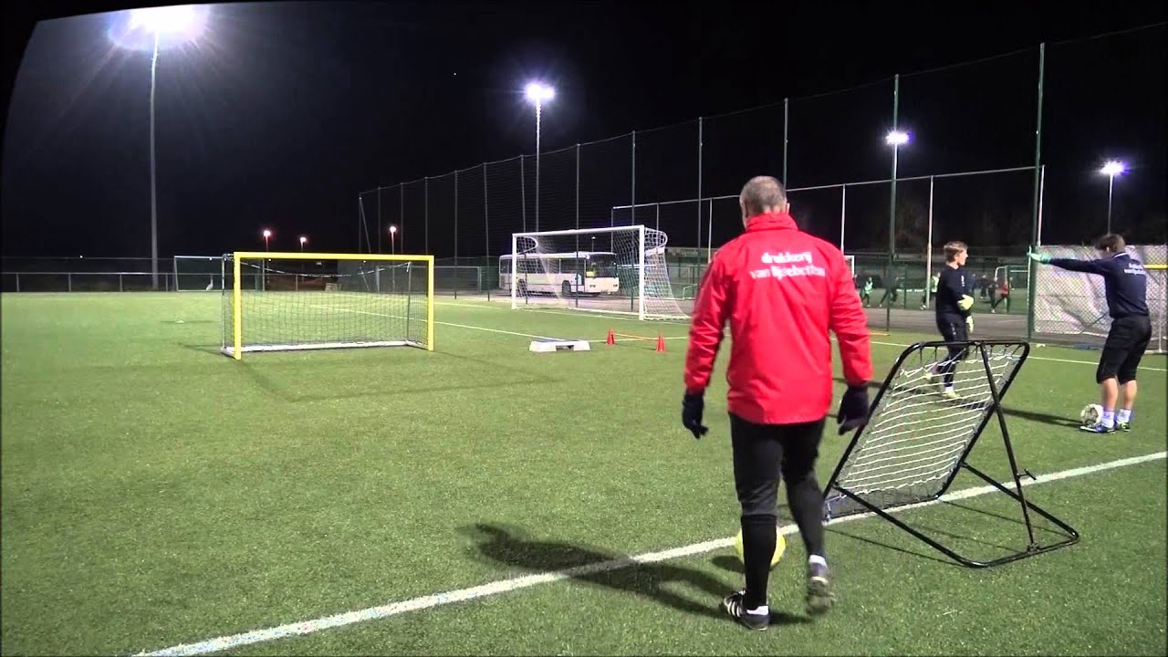 SK St.NIKLAAS KEEPERTRAINING (02/03/2015)